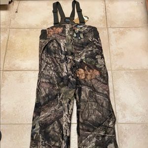 Youth Mossy Oak Bibs